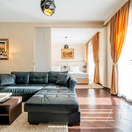 Alexandar Lux Hotel