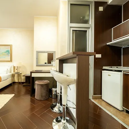 Alexandar Lux Hotel 4*