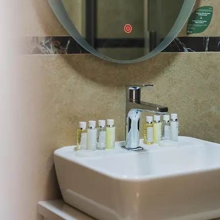 Alexandar Lux Hotel 4*