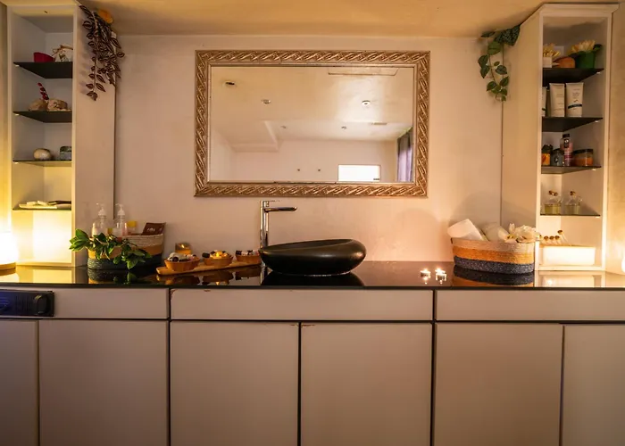 Alexandar Lux Hotell 4*