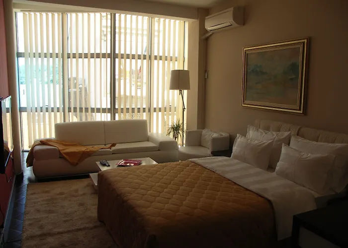 Hotell Alexandar Lux 4*