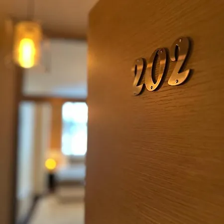 Alexandar Lux Otel