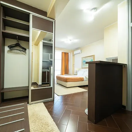 Alexandar Lux Szálloda 4*