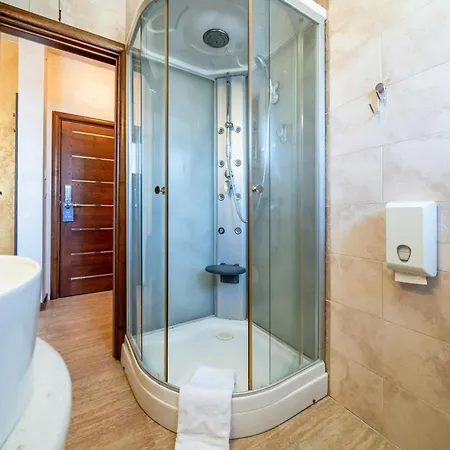Alexandar Lux Hotel