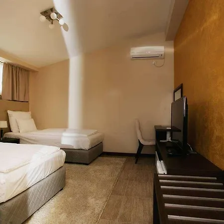 Alexandar Lux 4* Podgorica