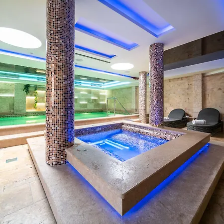 Alexandar Lux Szálloda Podgorica