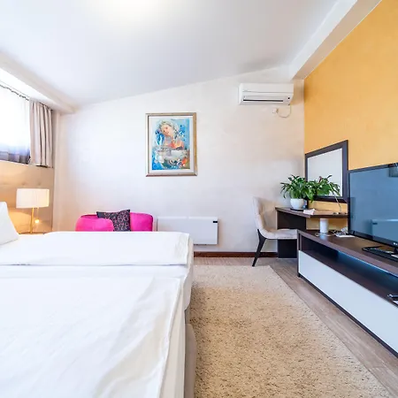 Szálloda Alexandar Lux Podgorica