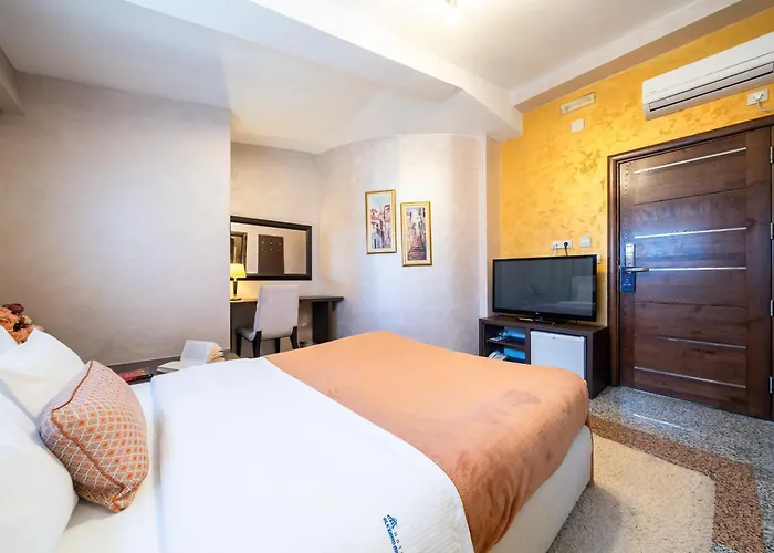 Alexandar Lux Podgorica